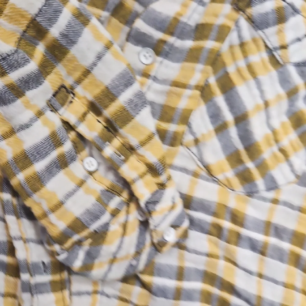Plaid Button-Up Shirt in Yellow and Gray - Picture 4 of 10